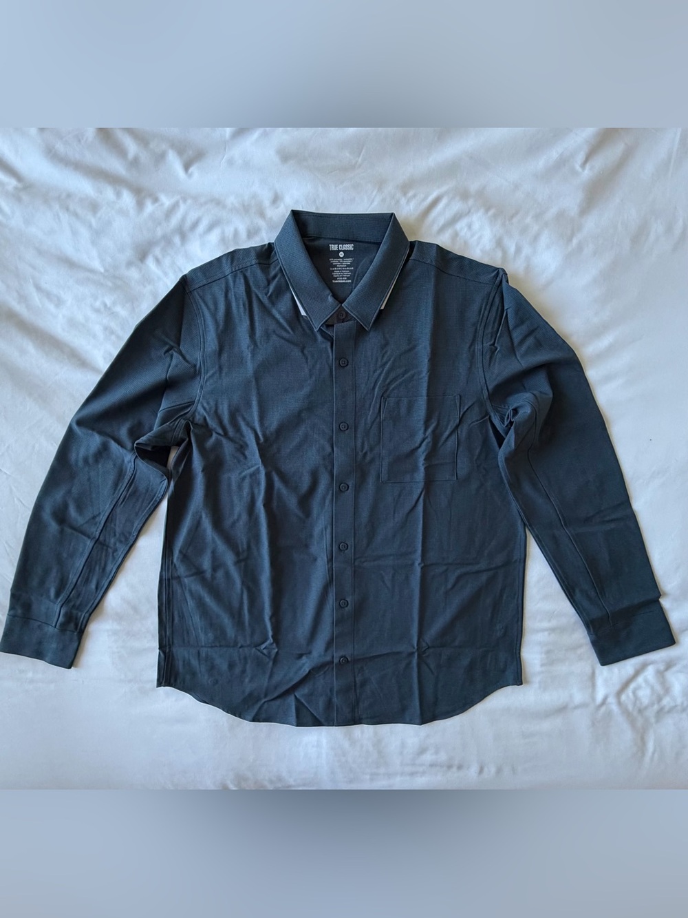 True Classic | NWT Navy Long Sleeve Button-Up Shirt | XL